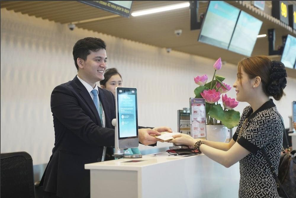 H&agrave;nh kh&aacute;ch n&ecirc;n l&agrave;m thủ tục trực tuyến, sau đ&oacute; c&oacute; thể đến lấy v&eacute; tại s&acirc;n bay nhanh ch&oacute;ng